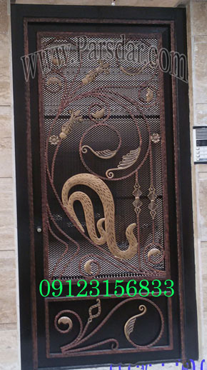 درب فلزی
