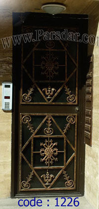 درب آهنی ساختمان