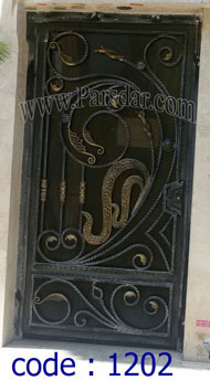 درب پارکینگی فلزی