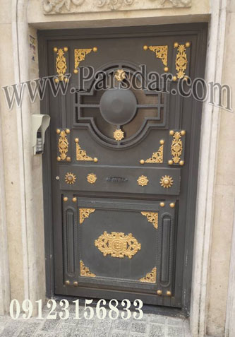 درب فلزی نفررو ساختمان