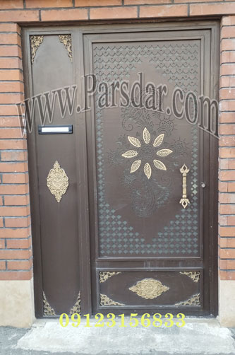 درب فلزی نفررو ساختمان