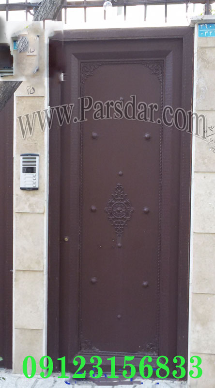 درب نفررو طرح چوب